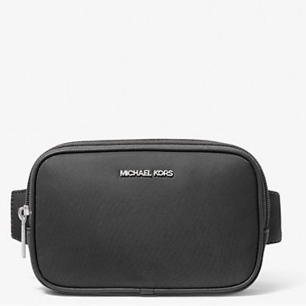 MICHAEL KORS OUTLET
Khai Small Nylon Sling Pack - Picture 2 of 3